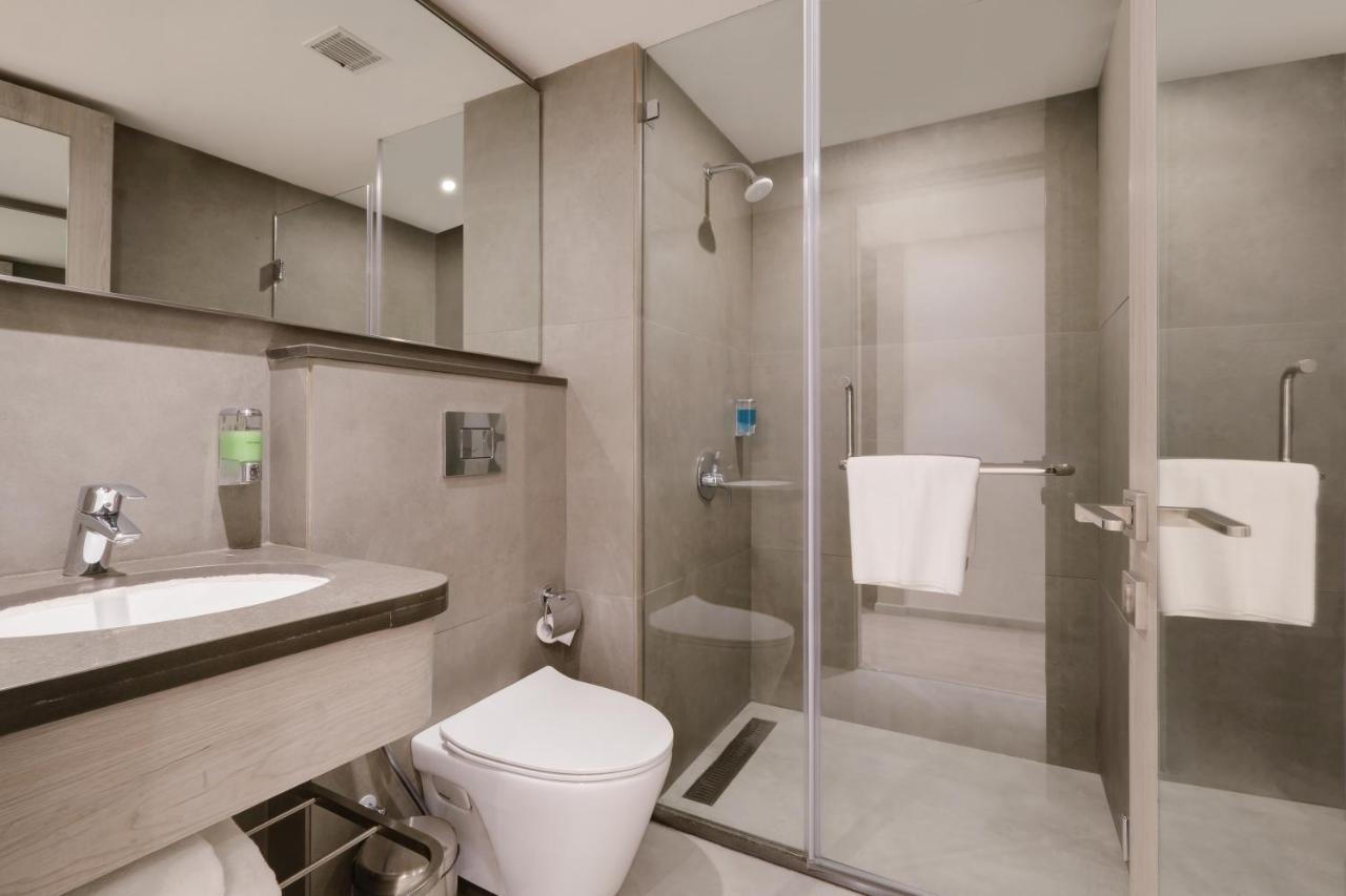 7 Apple Hotel Mahape, Navi Mumbai Exterior photo